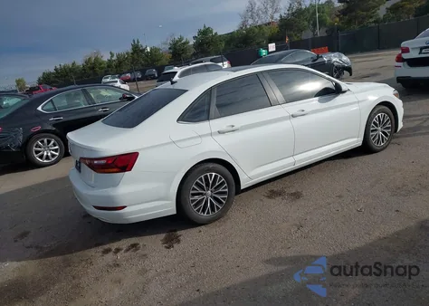 2019 Volkswagen Jetta 1.4T R-Line/1.4T S/1.4T Se z USA, uszkodzony, nr VIN 3VWC57BU2KM187536